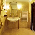I Portici - Residenza D'epoca 4*
