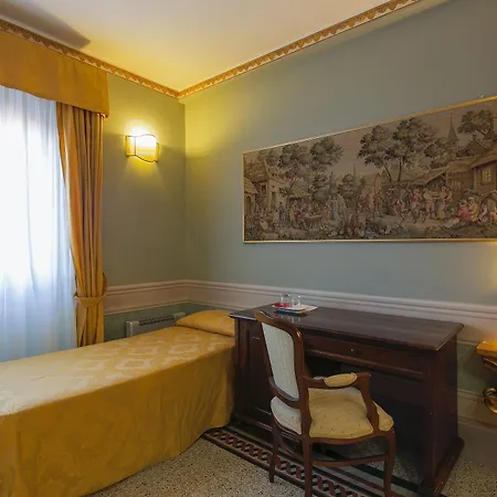ホテル I Portici - Residenza D'epoca 4*
